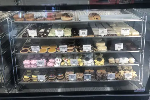 Patisserie Mark Bennett photo 3